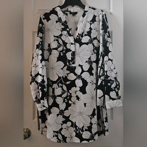 NWOT Alfani Floral Tunic